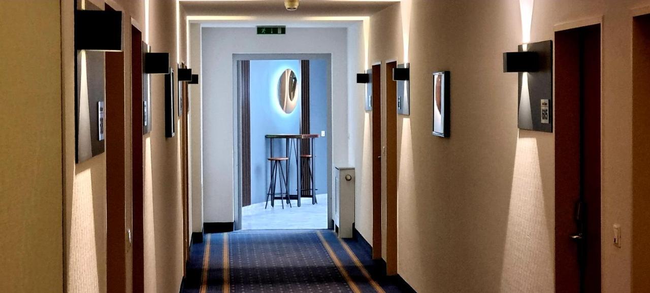 Exo Square Heidelberg/Schwetzingen - By Superfly Hotels Bagian luar foto