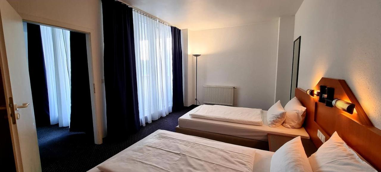 Exo Square Heidelberg/Schwetzingen - By Superfly Hotels Bagian luar foto