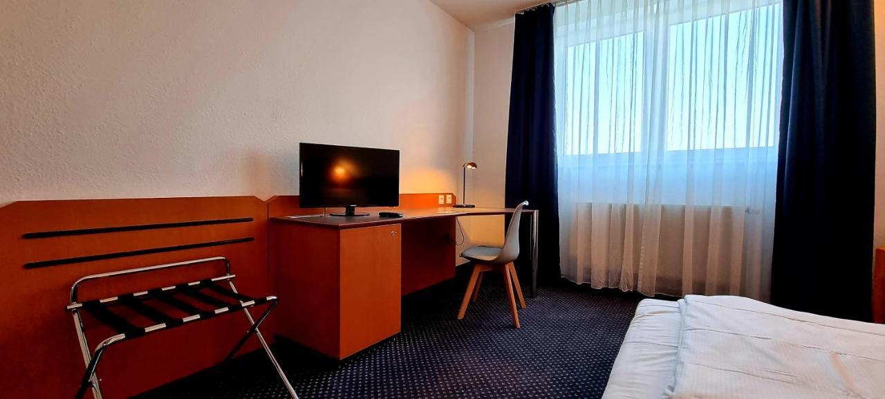 Exo Square Heidelberg/Schwetzingen - By Superfly Hotels Bagian luar foto